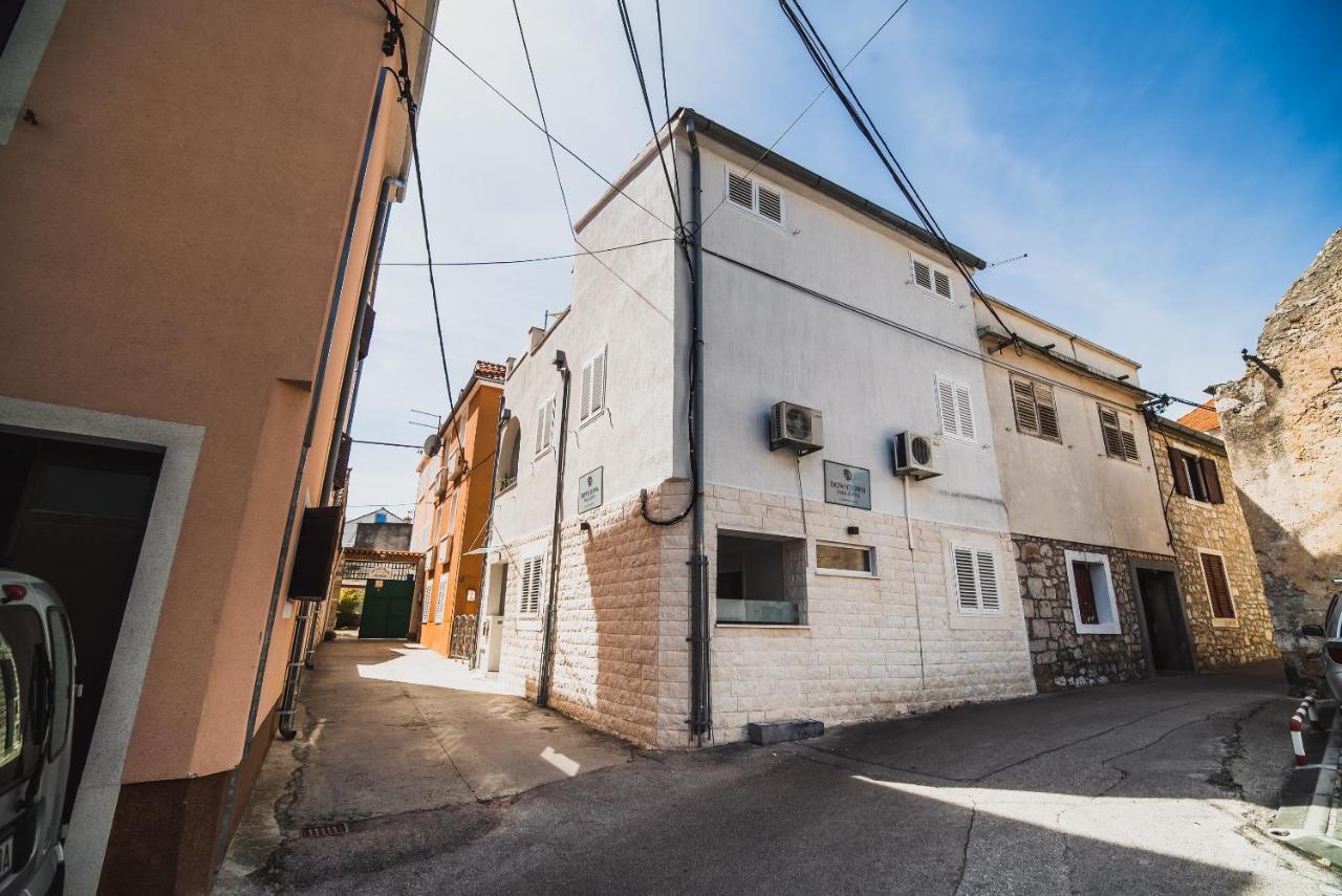Downtown Park Apartments With Balcony Vodice Esterno foto