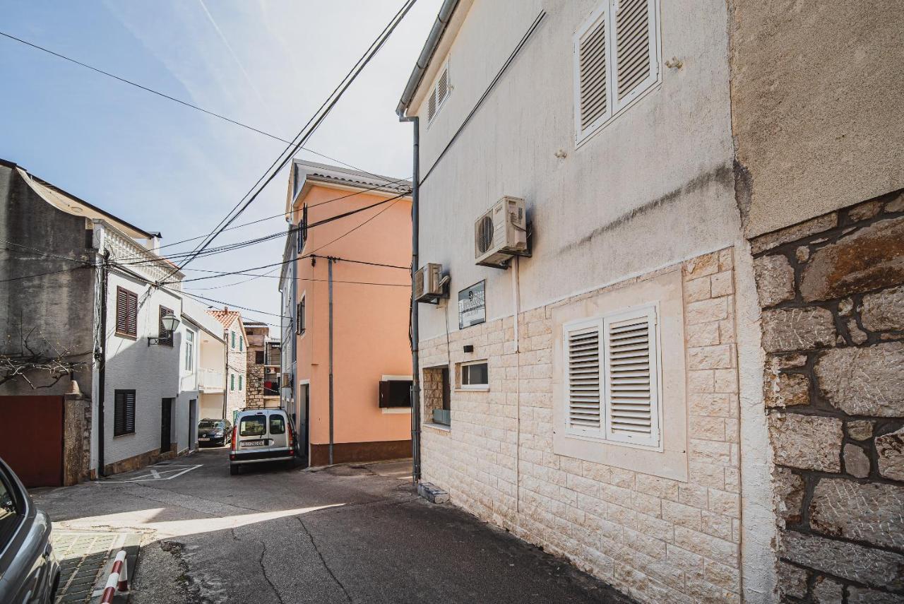 Downtown Park Apartments With Balcony Vodice Esterno foto