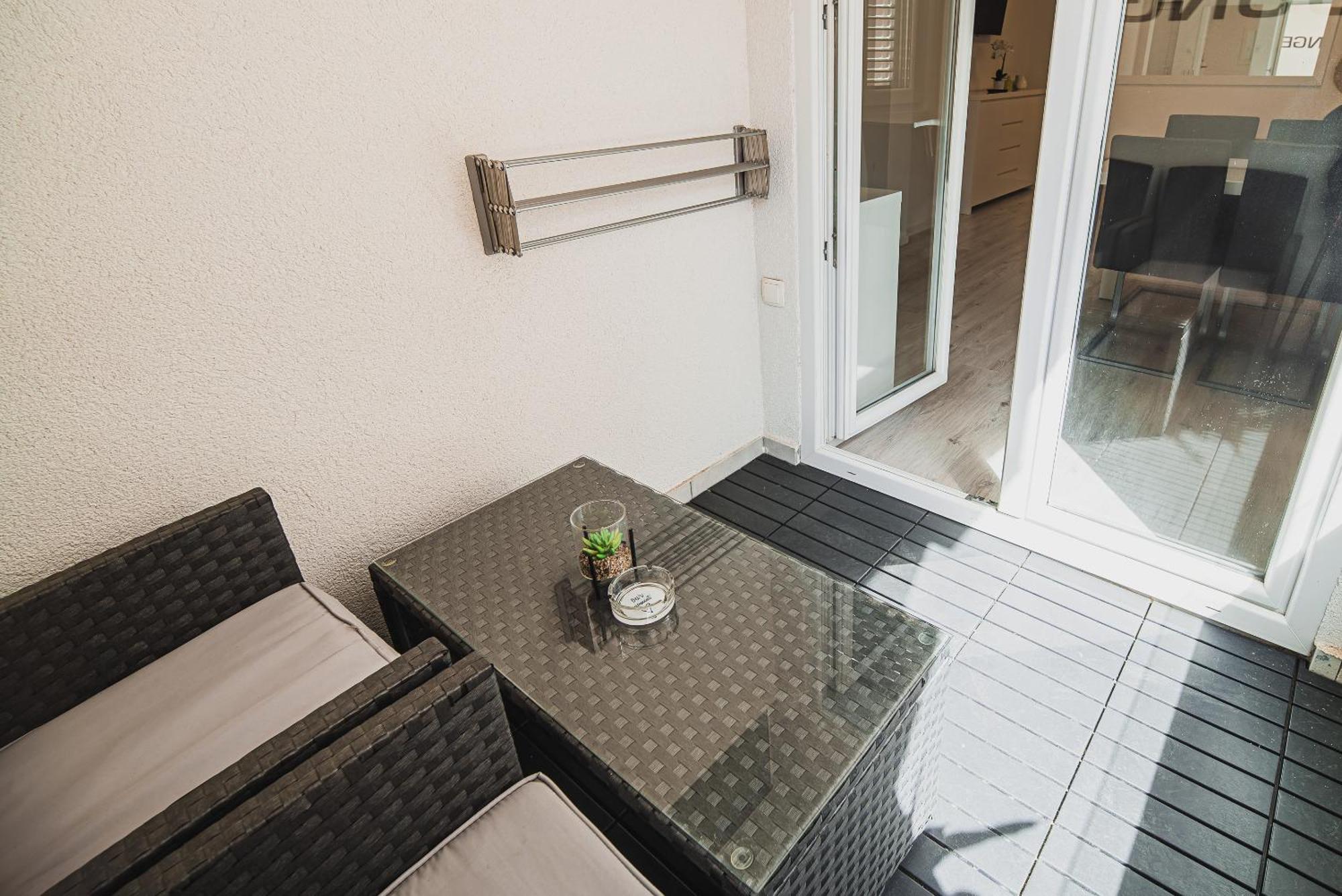 Downtown Park Apartments With Balcony Vodice Camera foto